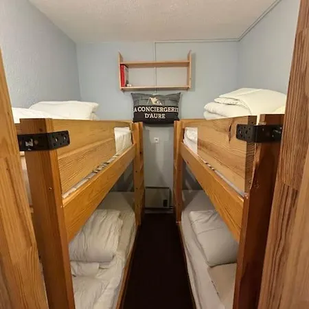 Beau 6 Places A La Cantoural